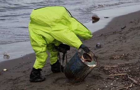 Sahilde Zehirli Varil!