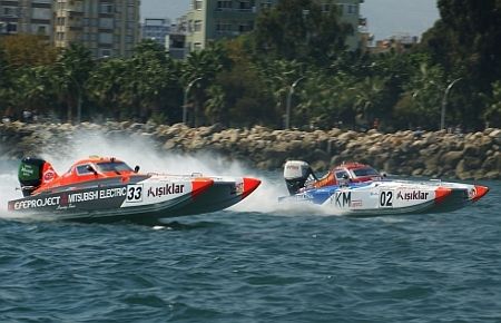 Sezon Caddebostan'da Kapandı