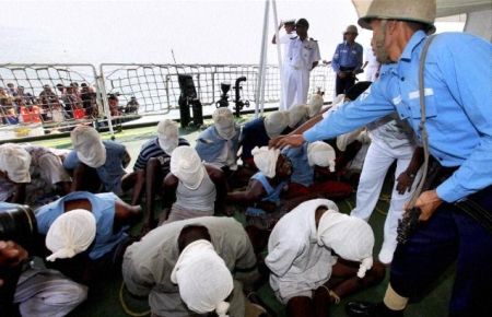 Somalili Korsanlar Tutsakları Serbest Bıraktılar