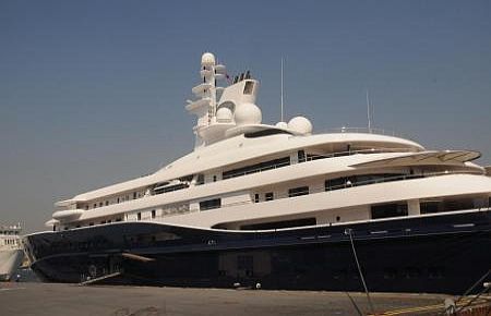 Süper Yat İstanbul'da!