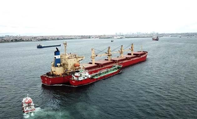 Kuru Yük Gemisinin Yakıtı Denize Sızdı