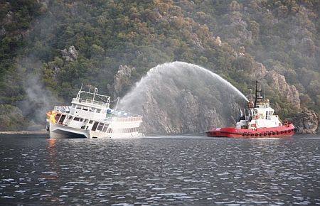 Yanarak Batan Tekne Dalış Batığı Oldu