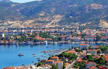 Yeni Foça'ya arıtma