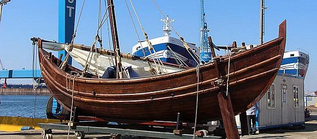 "Yenikapı 12" denizle buluştu