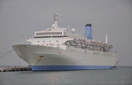 Yılın İlk Kruvaziyer Gemisi Kuşadası'nda 